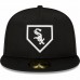 Chicago White Sox Men's New Era Black 2022 Clubhouse 59FIFTY Fitted Hat