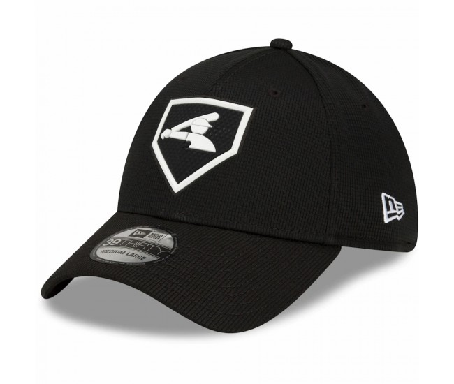 Chicago White Sox Men's New Era Black 2022 Clubhouse Alternate Logo 39THIRTY Flex Hat