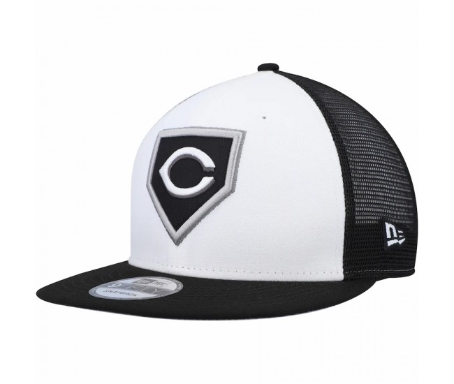 Cincinnati Reds Men's New Era White/Black 2022 Clubhouse Trucker 9FIFTY Snapback Hat