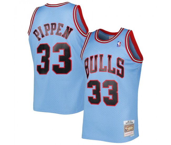 Chicago Bulls Scottie Pippen Men's Mitchell & Ness Light Blue 1997-98 Hardwood Classics Reload 3.0 Swingman Jersey