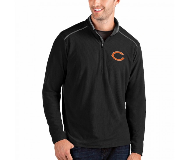 Chicago Bears Men's Antigua Black/Charcoal Primary Logo Glacier Quarter-Zip Pullover Jacket